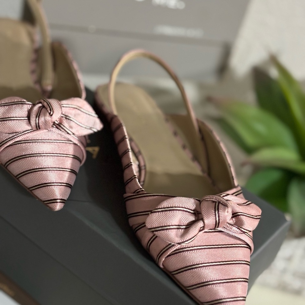 Elegant Pink Striped Women's Shoes